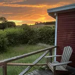 Wooden House Close To Nature Near Rosnaes Feriehus