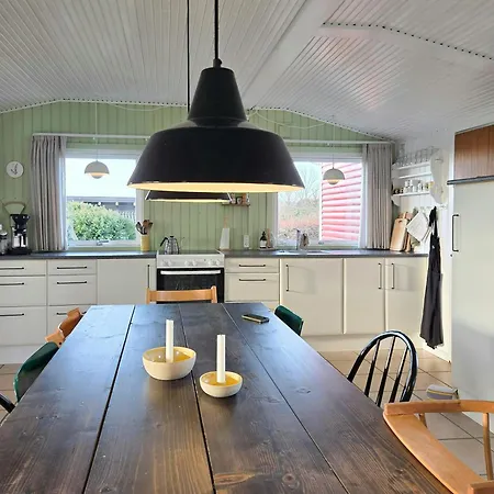 펜션 Wooden House Close To Nature Near Rosnaes